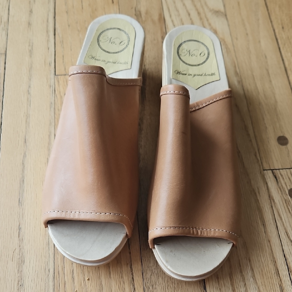 No. 6 Daria Leather Clog